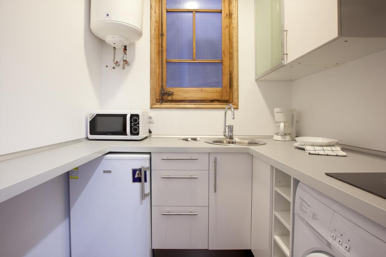 Modern 2-bedroom Near Sagrada Familia Barcellona