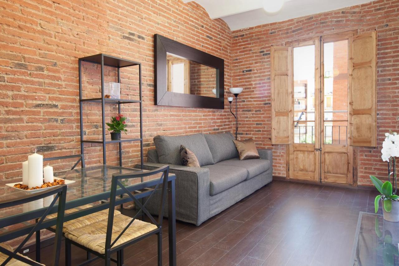 Appartamento Modern 2-bedroom Near Sagrada Familia Barcellona